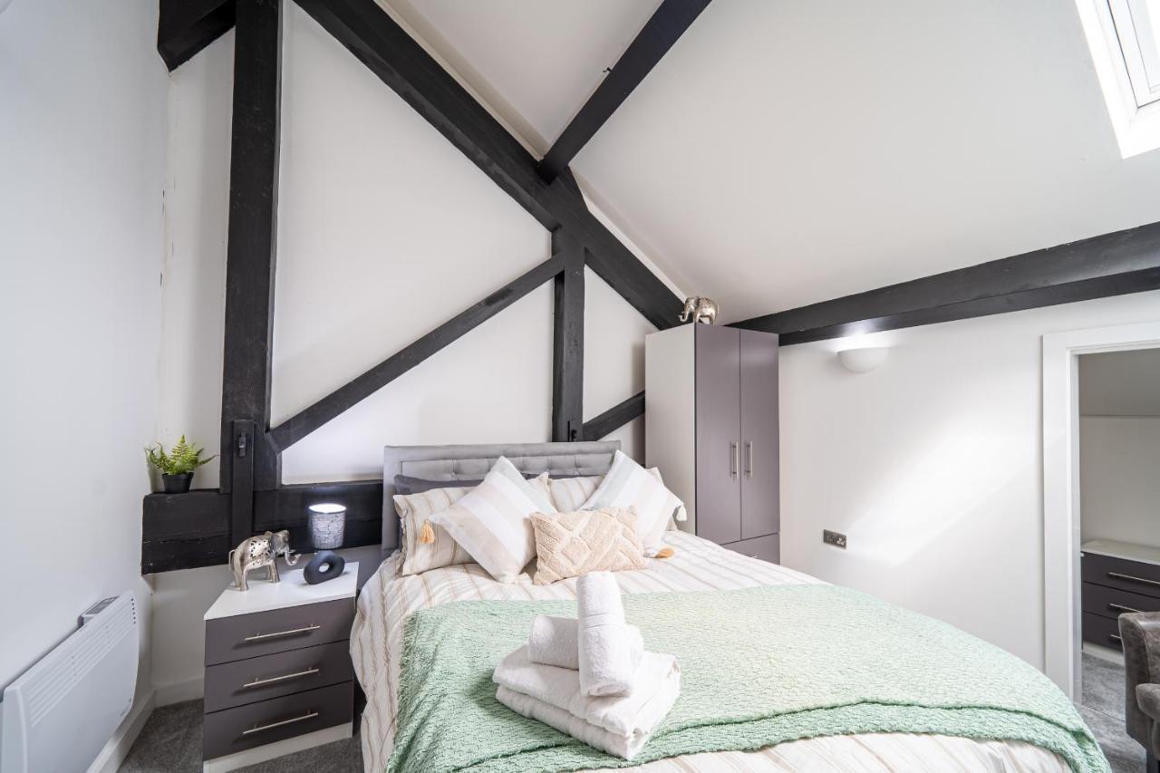 Exclusive 2 Bedroom Penthouse In Bradford Centre